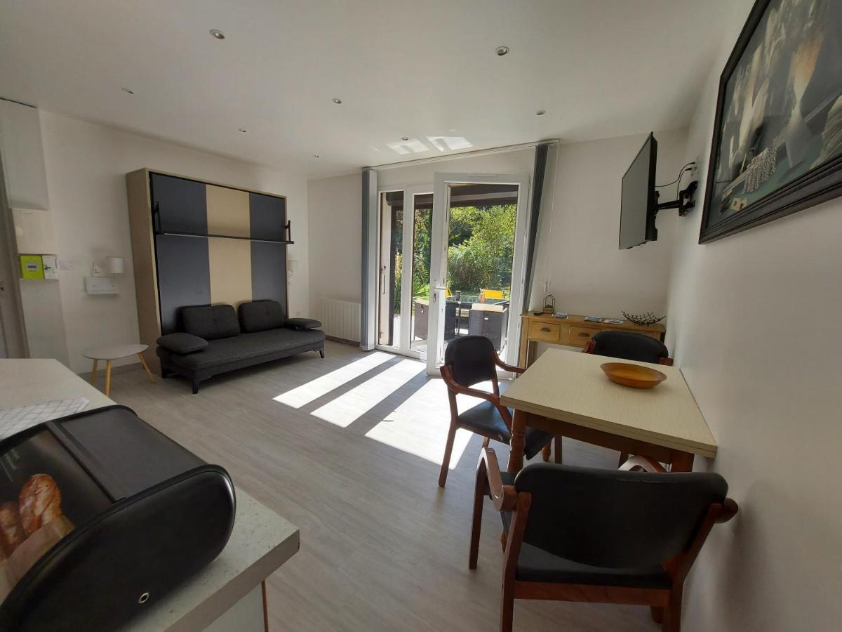 Centre St Jorioz : Charmant Et Spacieux Studio Avec Terrasse Et Jardin Privatif Saint-Jorioz Kültér fotó